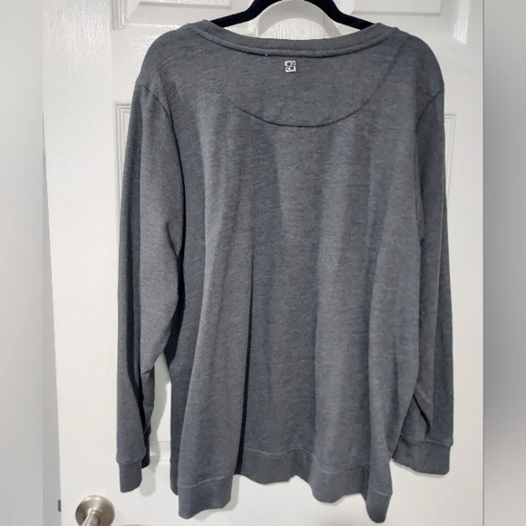 Calvin Klein Gray and Metallic Silver Long Sleeve Sweatshirt in Size 2X - Picture 8 of 9